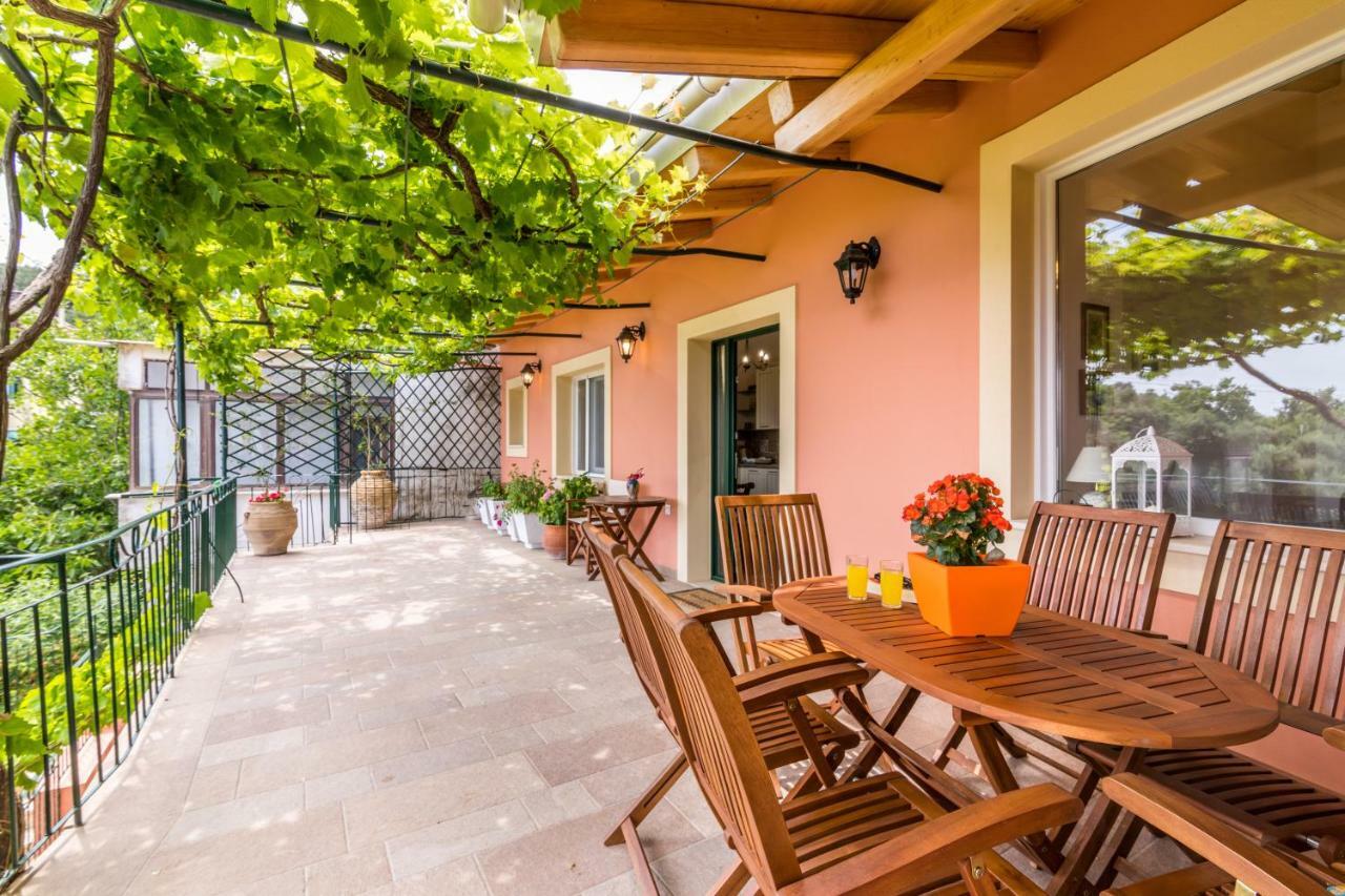 Milena'S Country House Pelekas Exterior photo